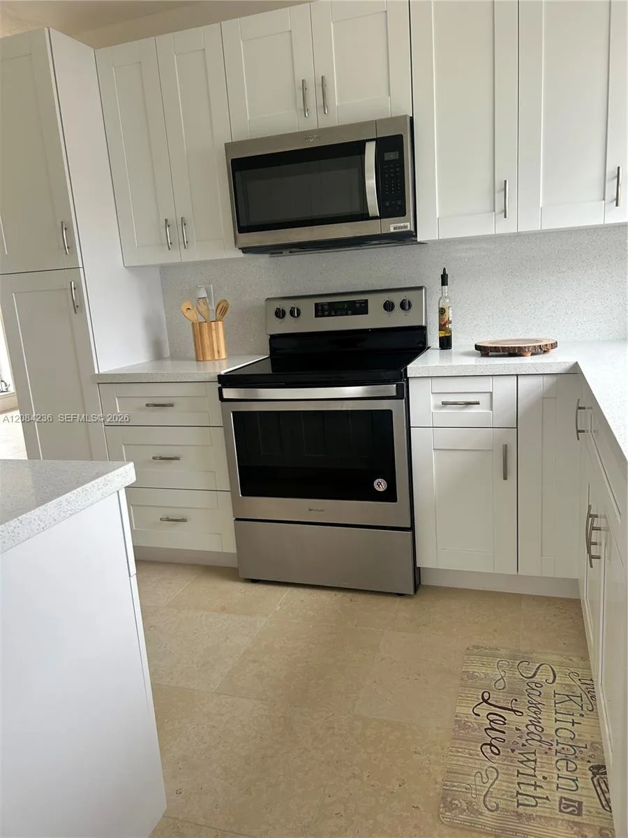 3270 NW 196th Ln, Miami Gardens, FL 33056