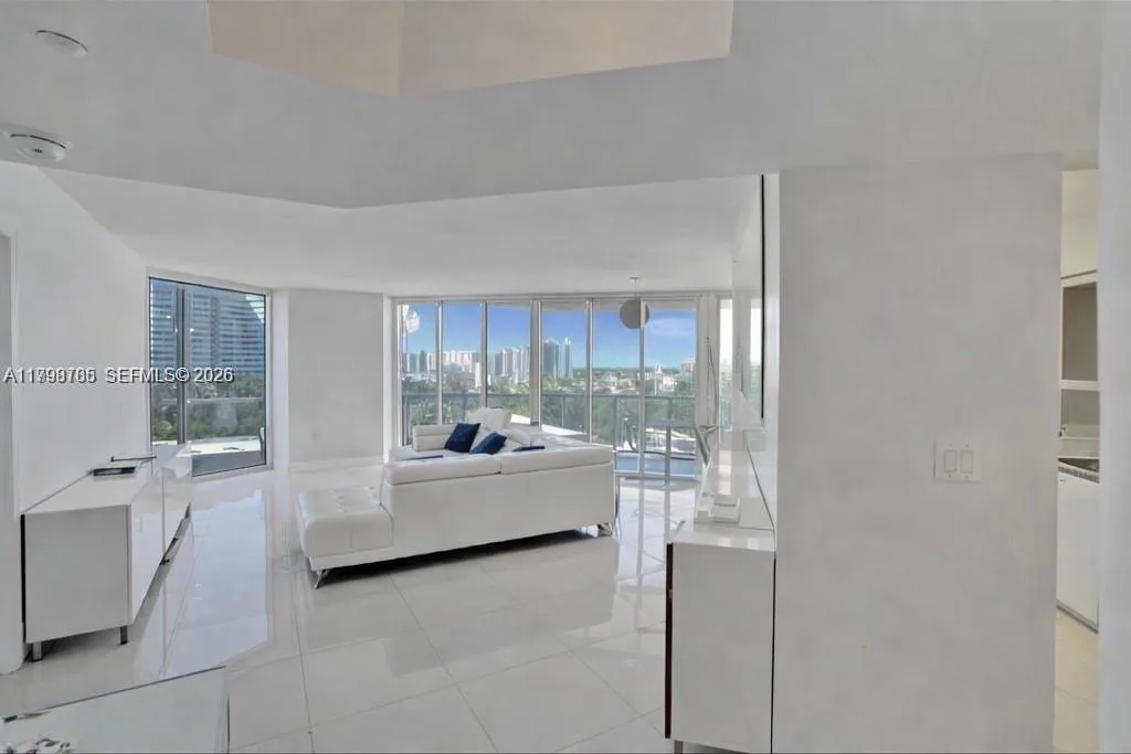 7330 Ocean Ter # 8-C, Miami Beach, FL 33141 photo 4