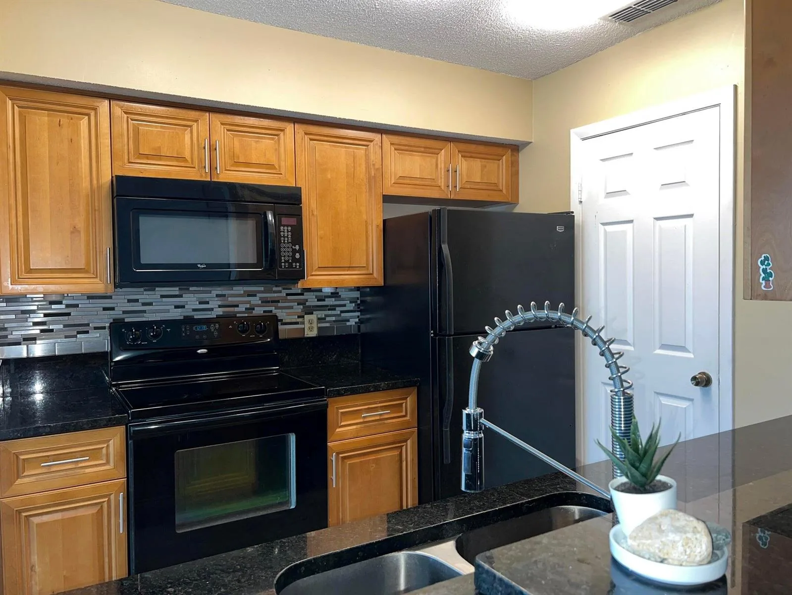 815 W Boynton Beach Boulevard # 7-205, Boynton Beach, FL 33426