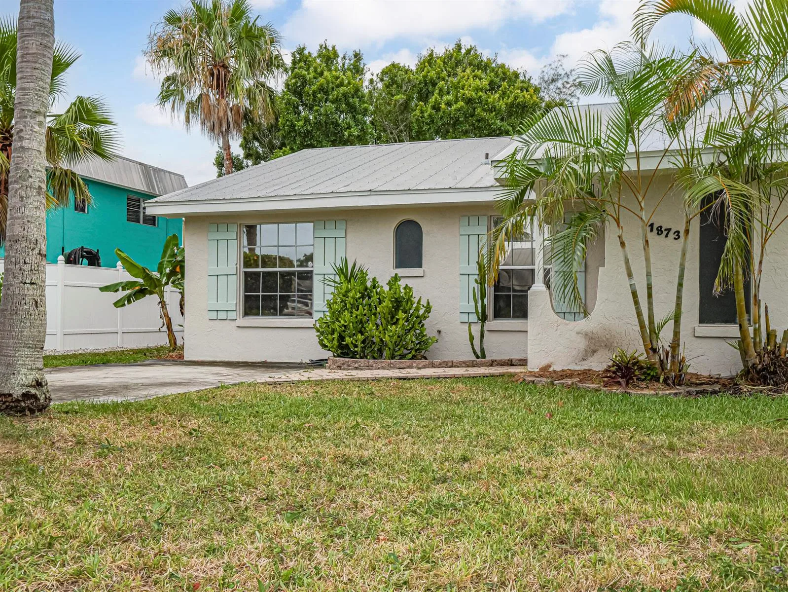 1873 Robalo Drive, Vero Beach, FL 32960 photo 2