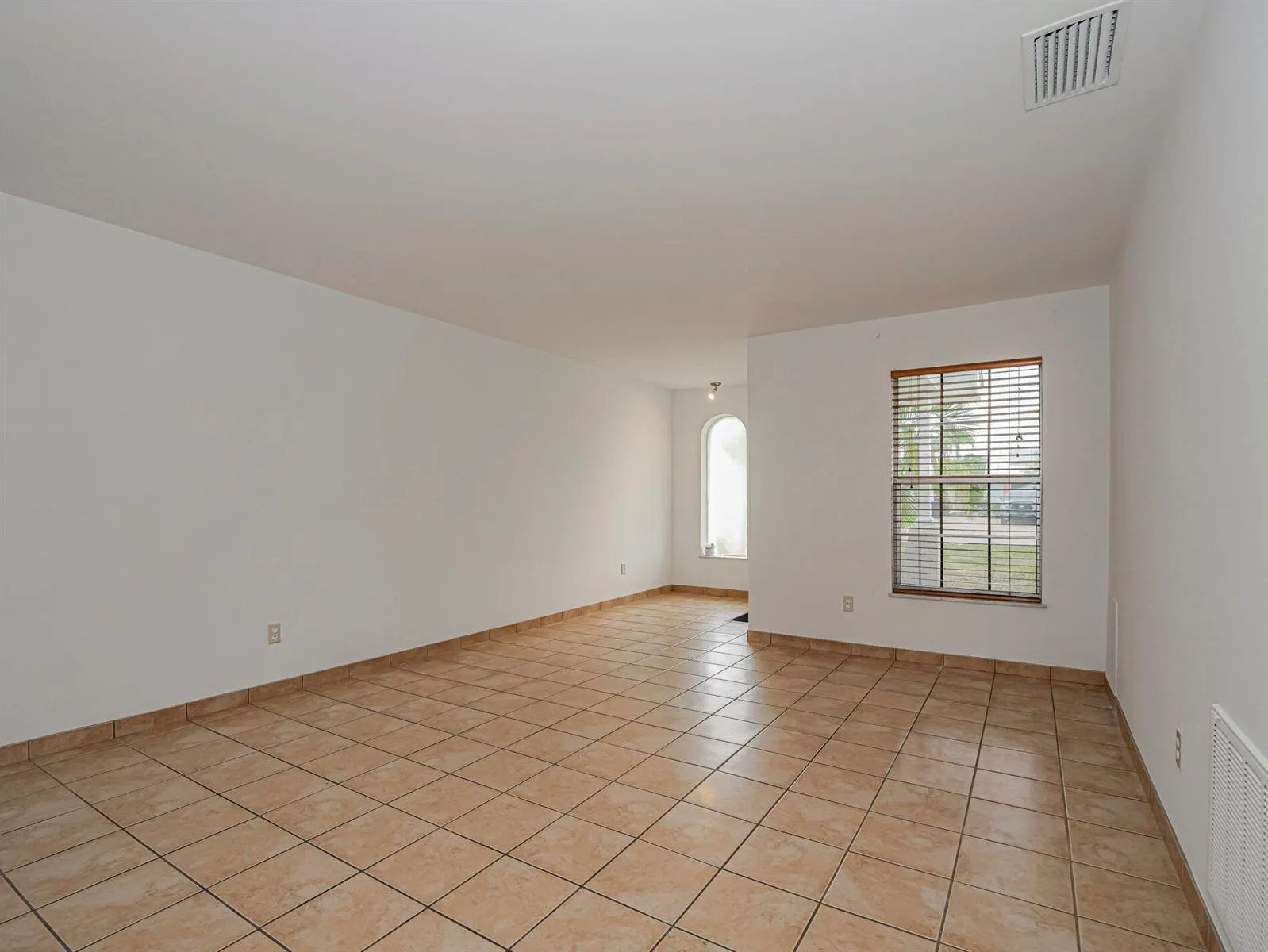 1873 Robalo Drive, Vero Beach, FL 32960 photo 3