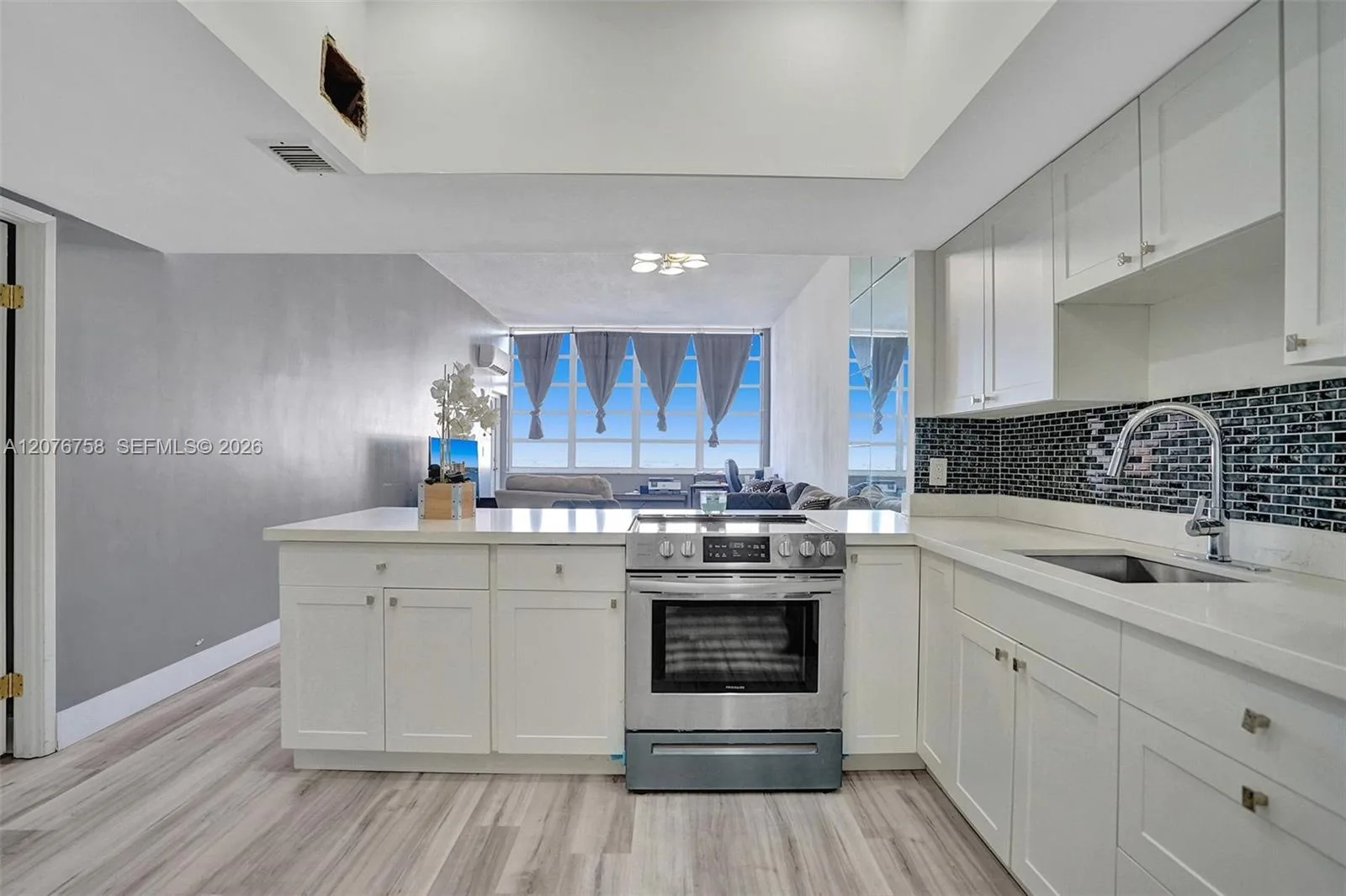 1351 NE Miami Gardens Drive # 1703E, Miami, FL 33179