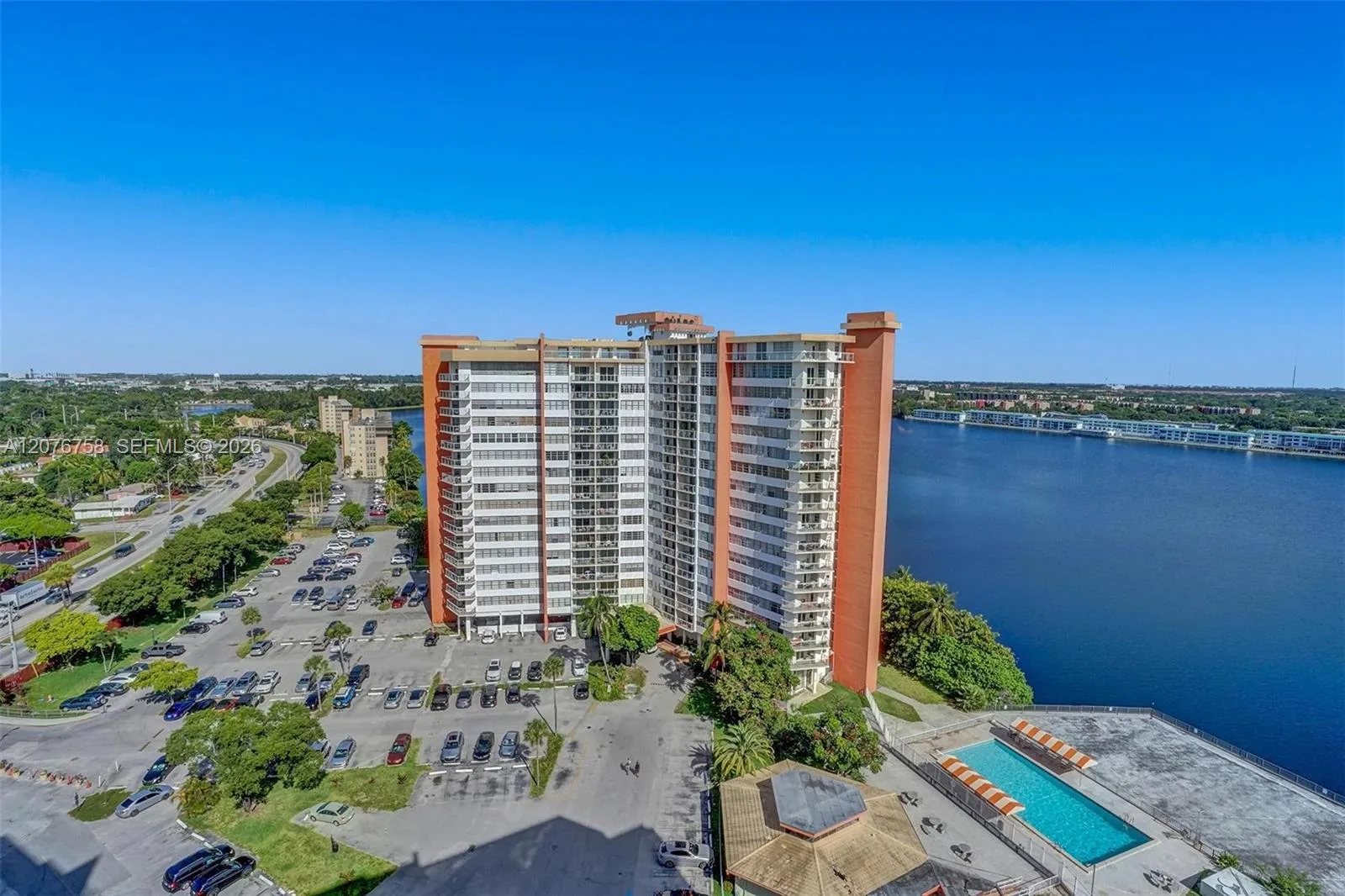 1351 NE Miami Gardens Drive # 1703E, Miami, FL 33179 photo 6