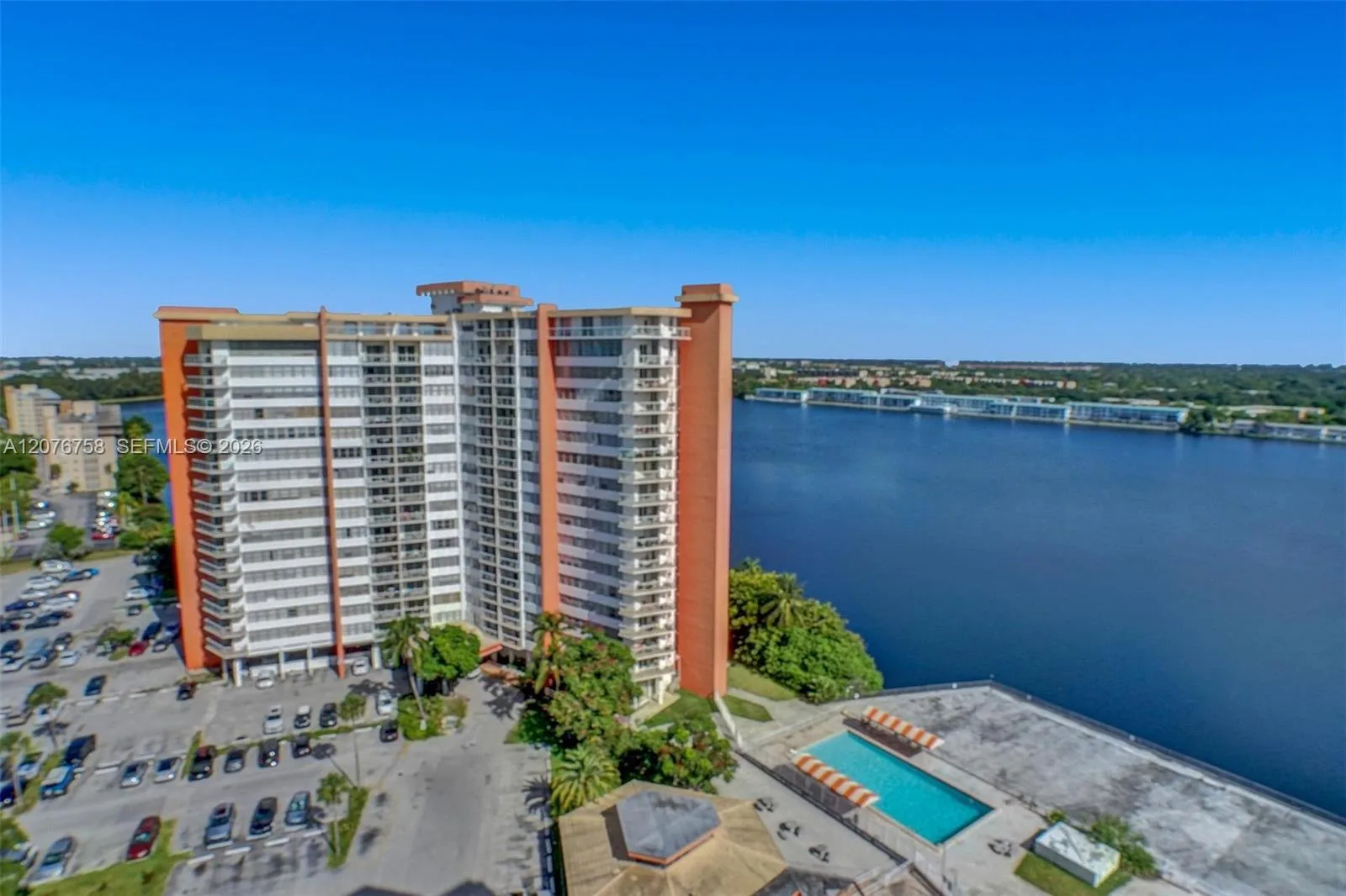 1351 NE Miami Gardens Drive # 1703E, Miami, FL 33179 photo 8