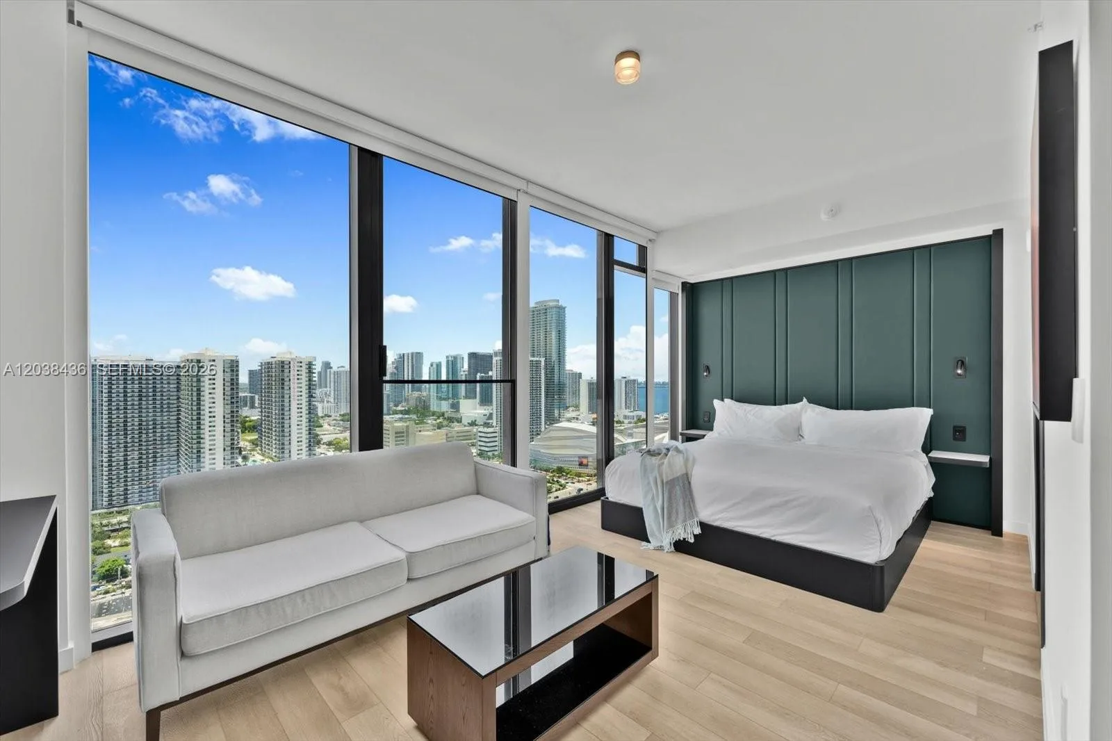 20 NE 11th St # 3105, Miami, FL 33132