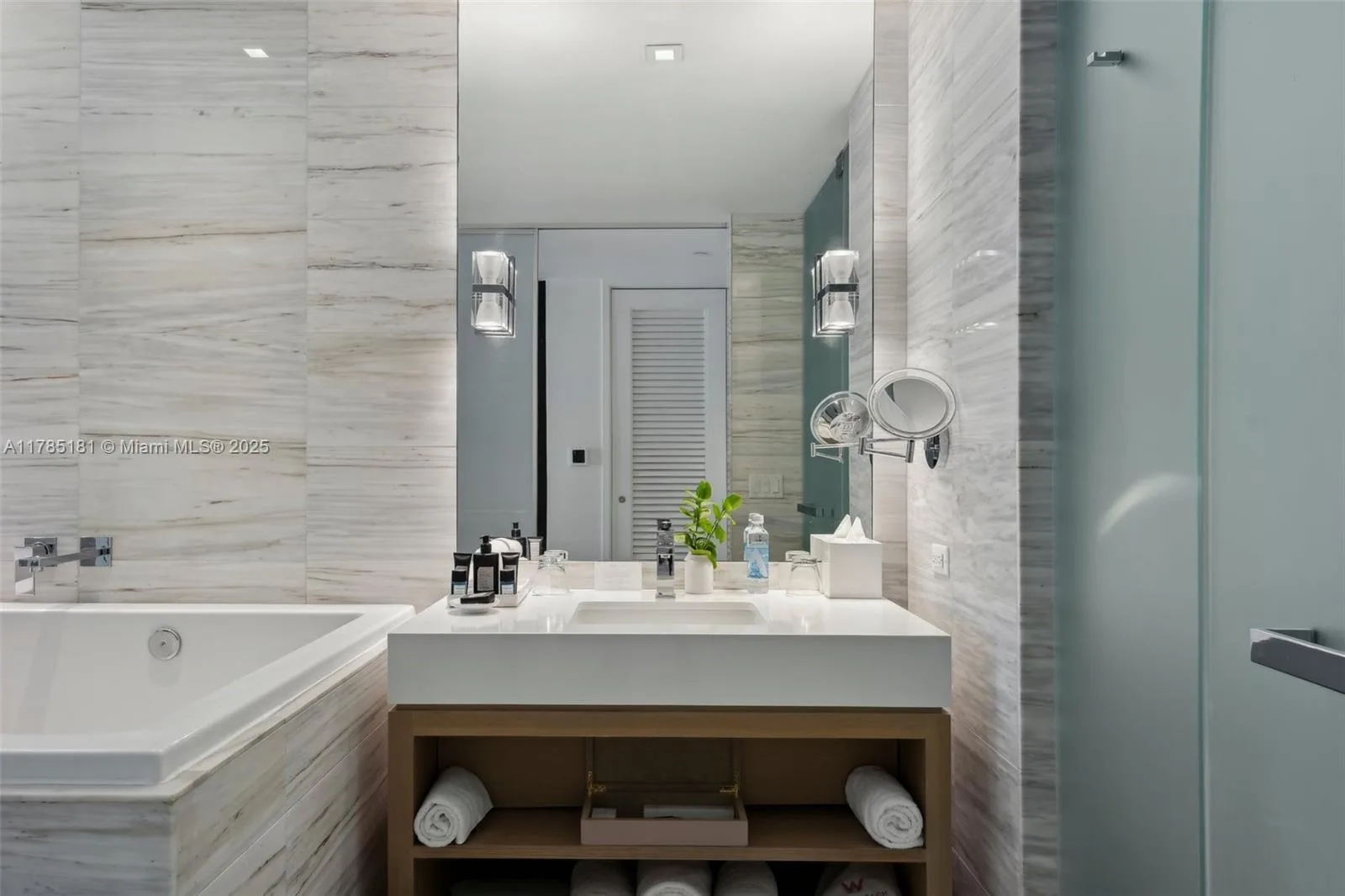 2201 Collins Ave # 336, Miami Beach, FL 33139 photo 13