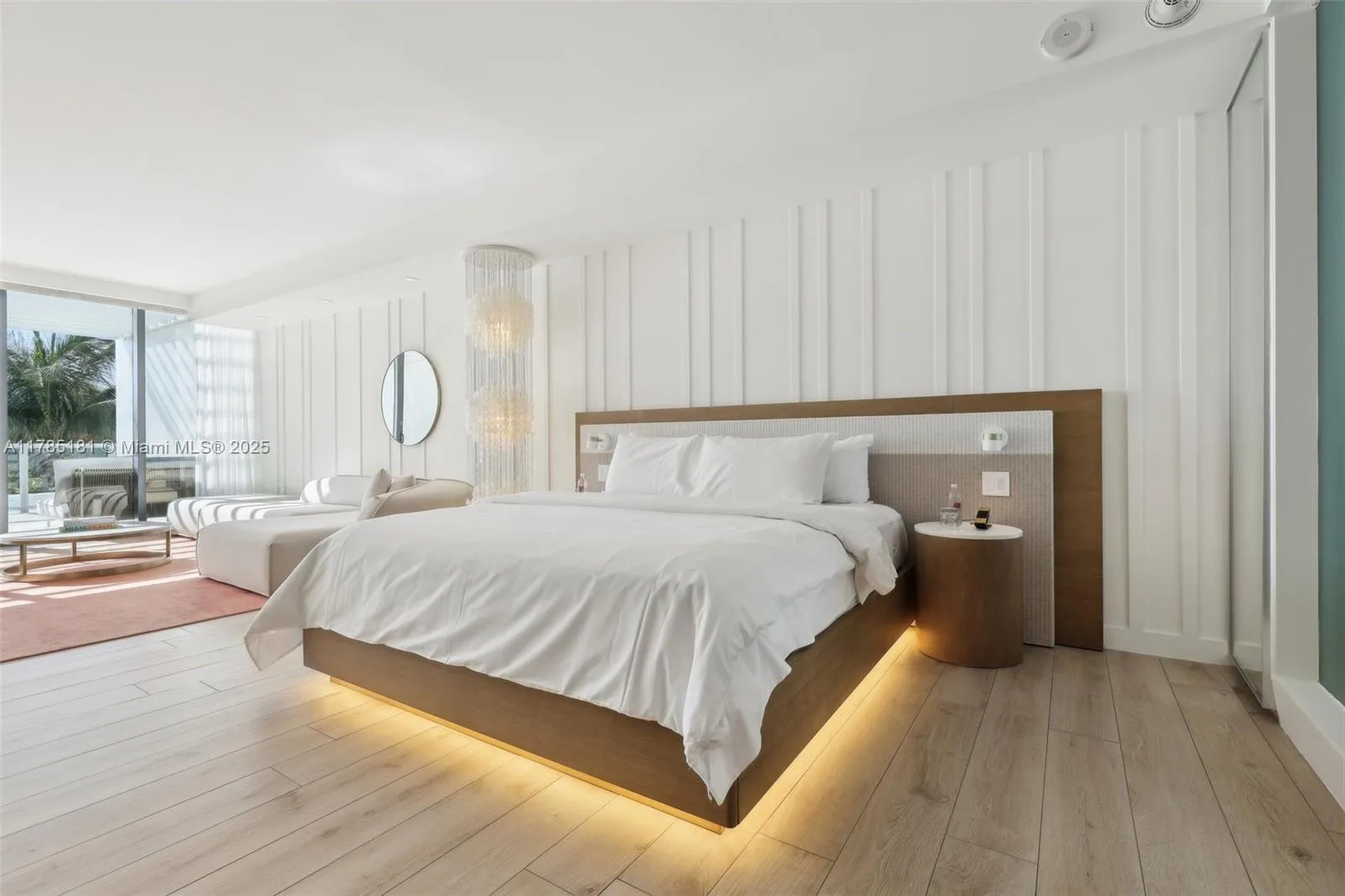 2201 Collins Ave # 336, Miami Beach, FL 33139 photo 2