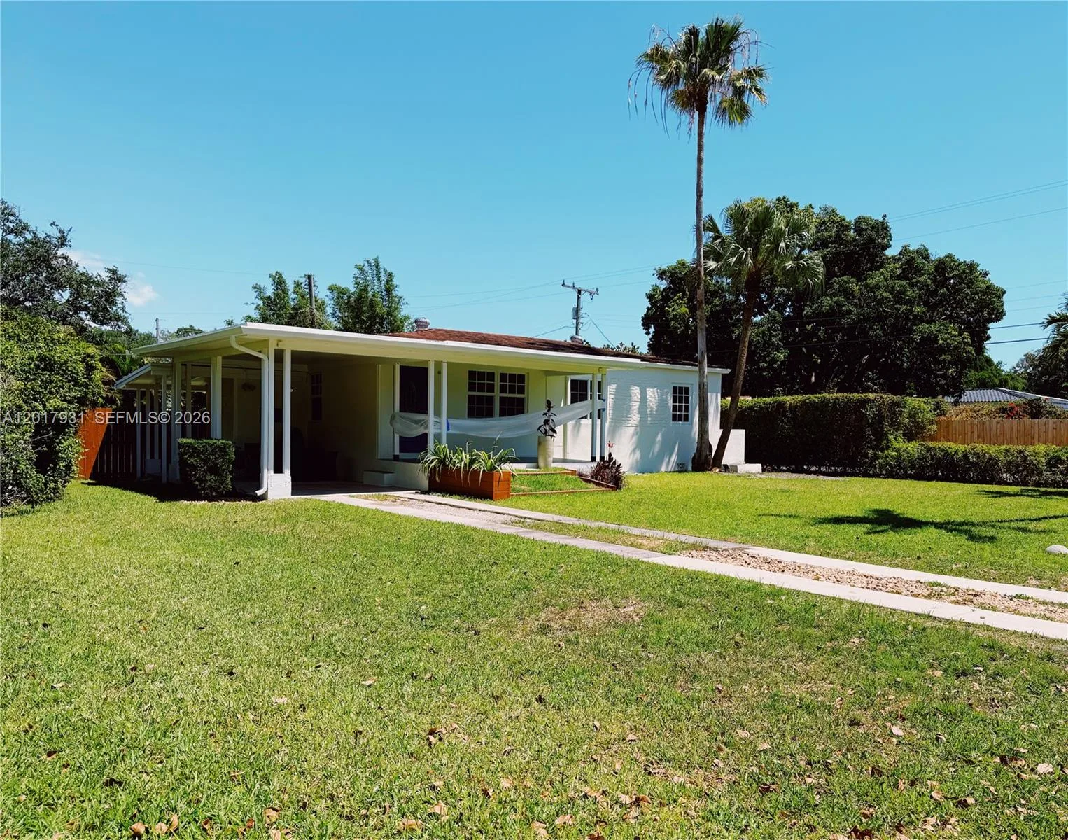 1075 NE 120th St, Biscayne Park, FL 33161 photo 2