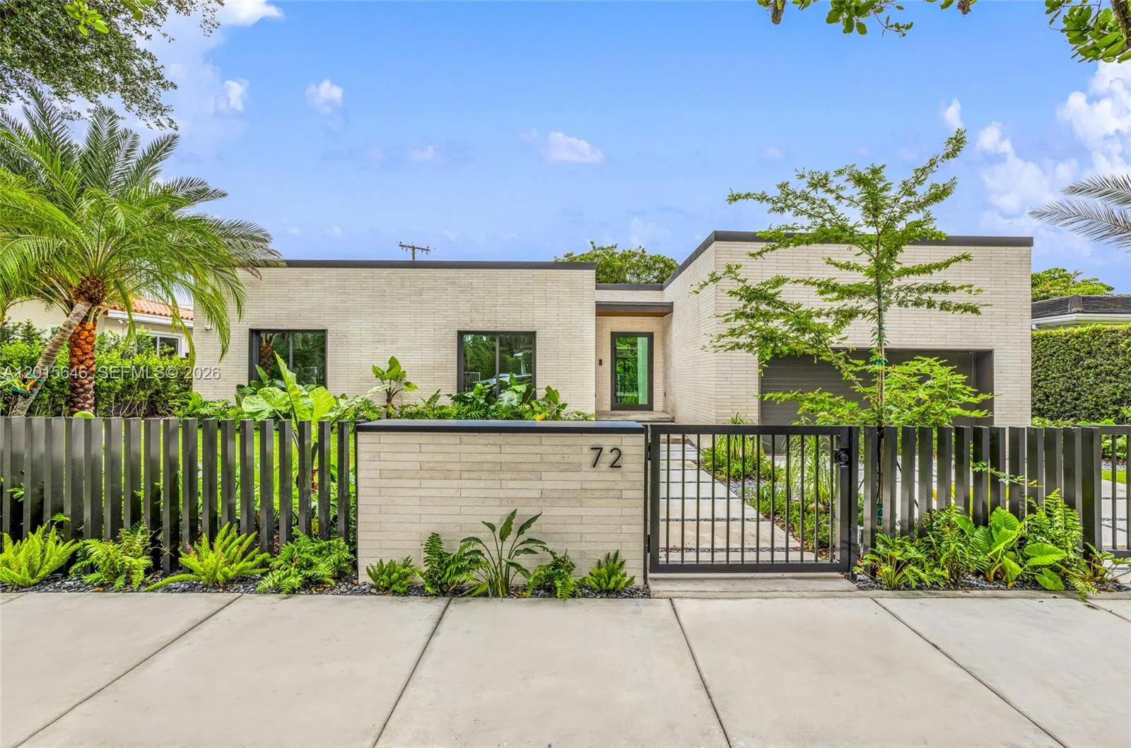 72 W Shore Dr W, Miami, FL 33133