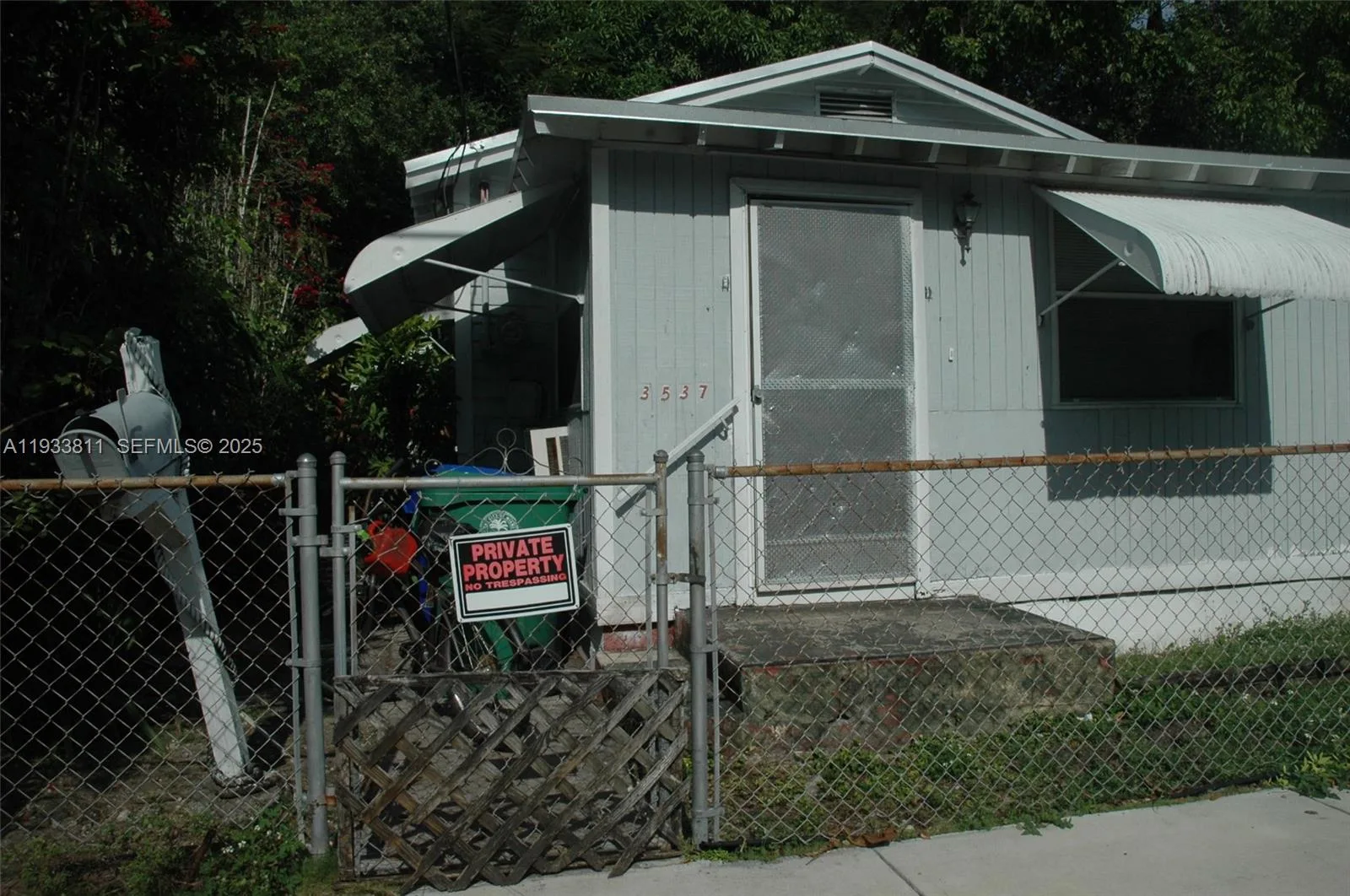 3537 Charles Ave, Miami, FL 33133