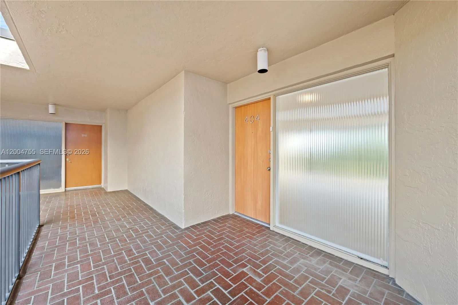 6601 SW 116th Ct # 403, Miami, FL 33173 photo 2