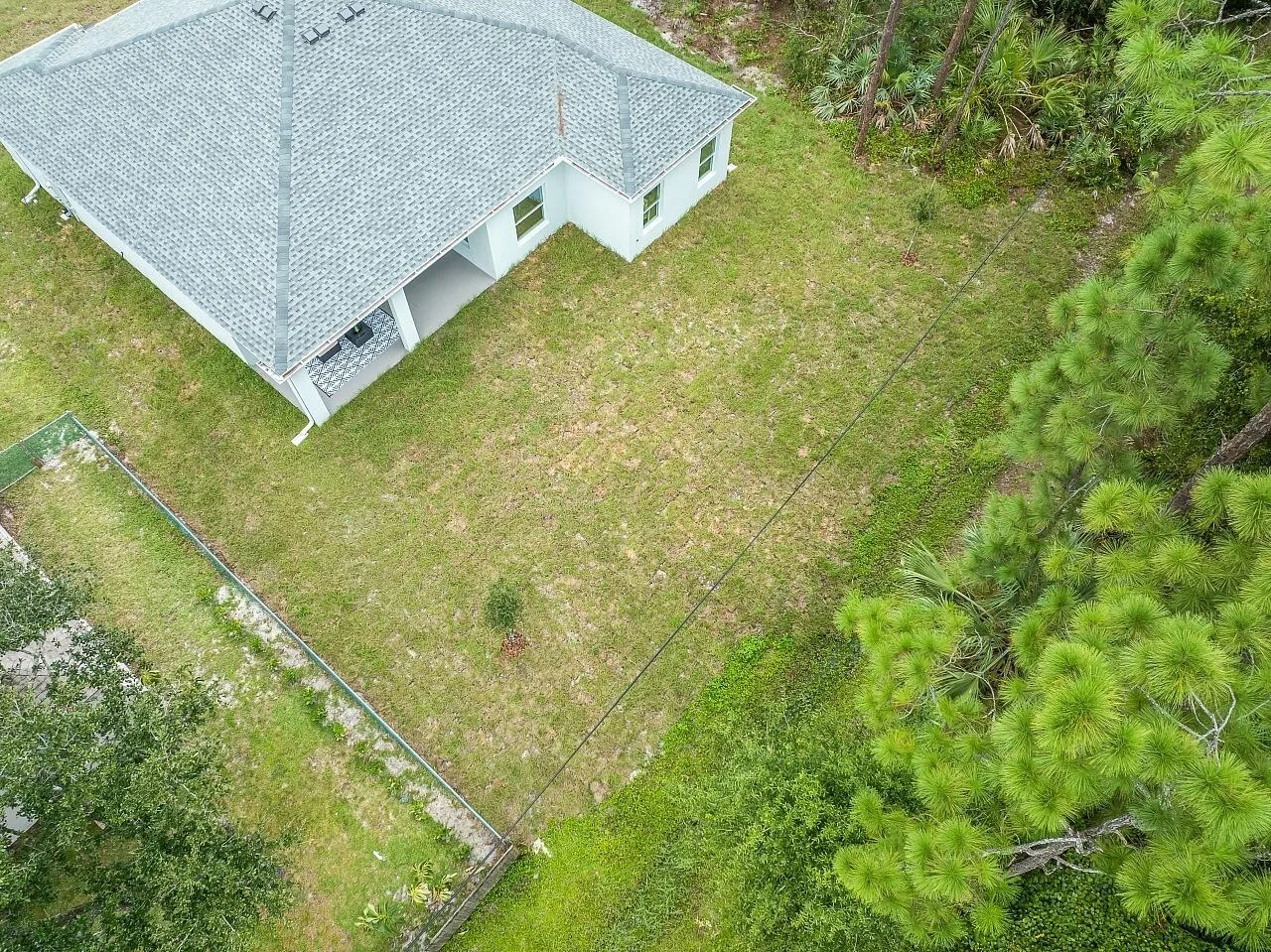 9365 107th Avenue, Vero Beach, FL 32967 photo 4
