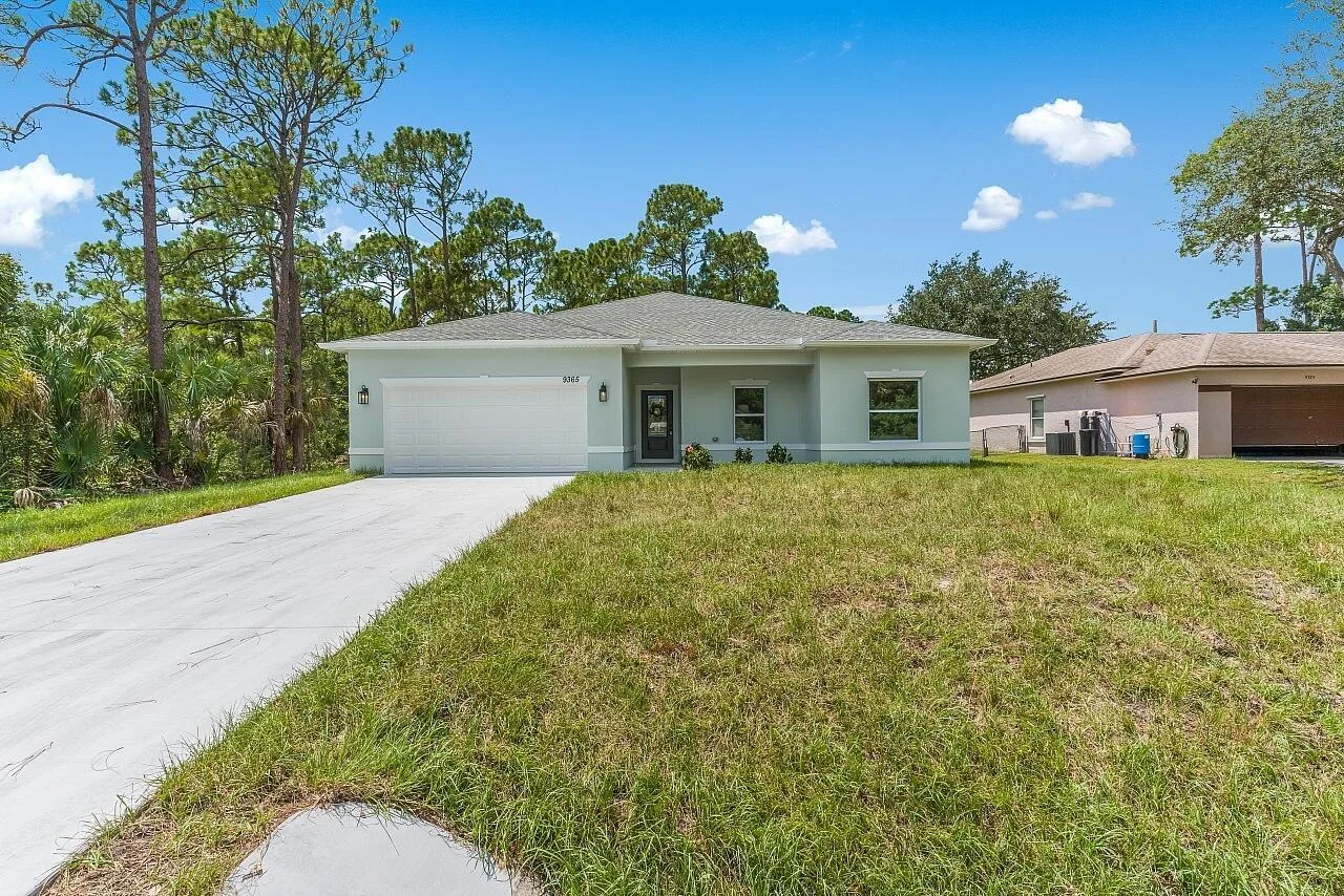 9365 107th Avenue, Vero Beach, FL 32967 photo 5