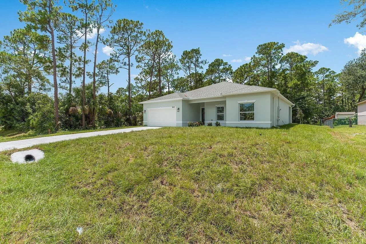 9365 107th Avenue, Vero Beach, FL 32967 photo 6