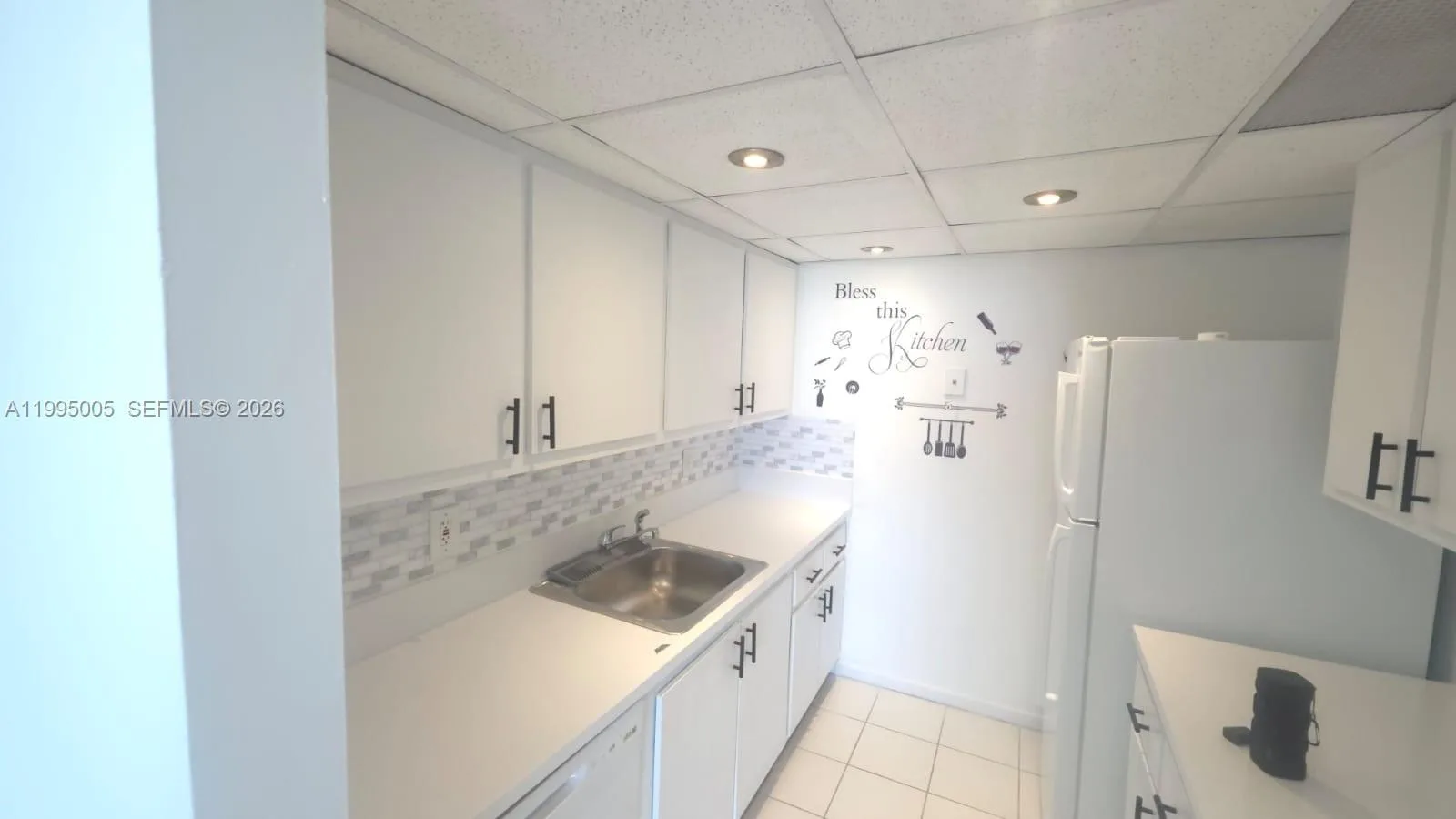 2350 NE 135th St # 1402, North Miami, FL 33181 photo 3