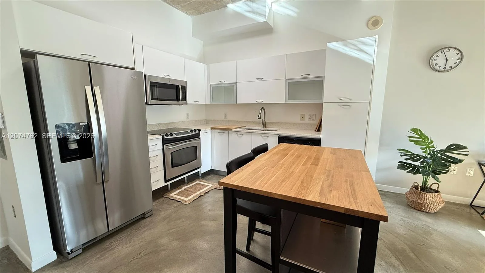 234 NE 3rd St # 405, Miami, FL 33132 photo 9