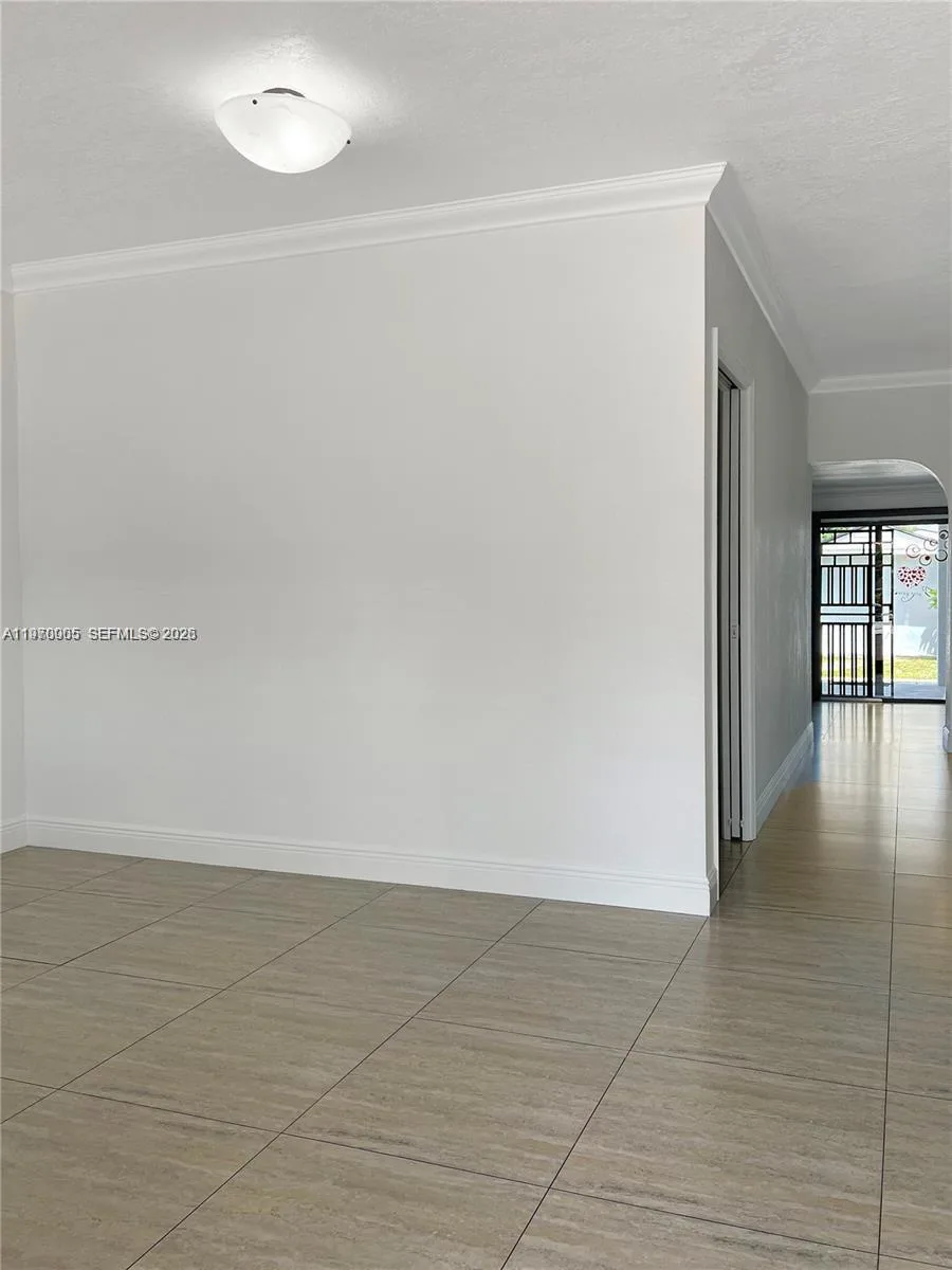 221 W 31st St, Hialeah, FL 33012 photo 9