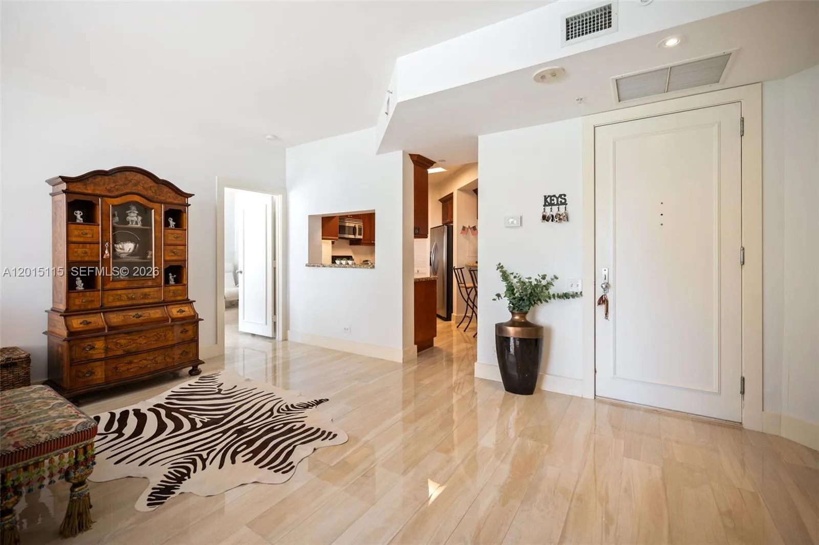888 Brickell Key Dr # 609, Miami, FL 33131 photo 8
