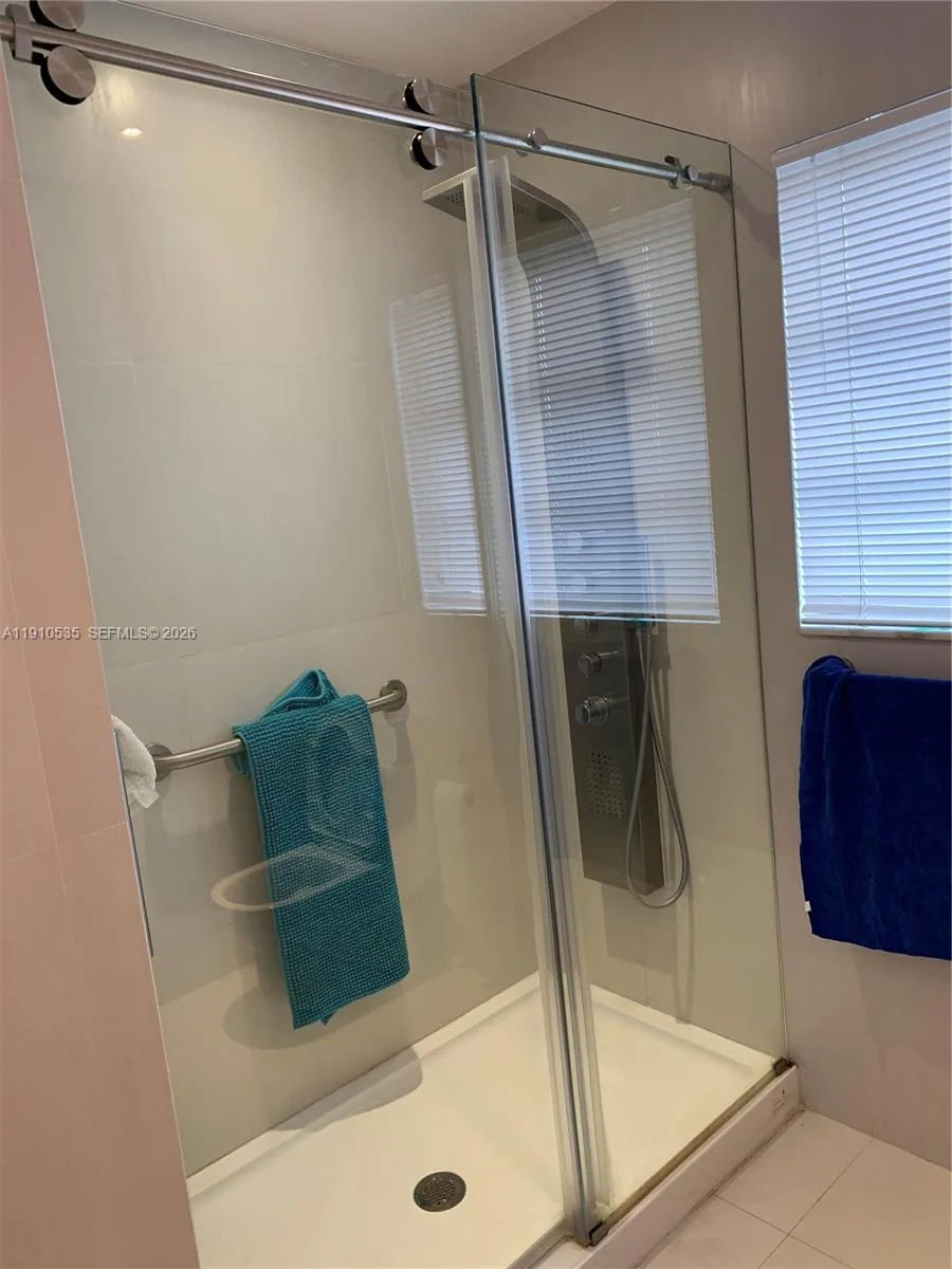 1501 Arthur St # 10, Hollywood, FL 33020 photo 6