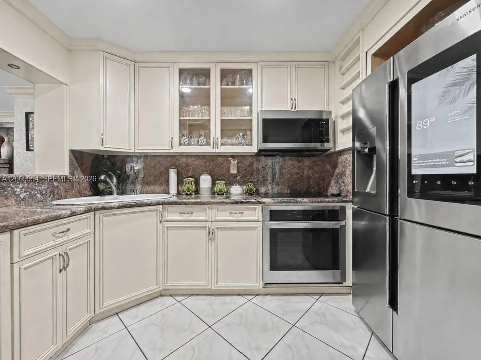7961 W 6th Ave, Hialeah, FL 33014 photo 11