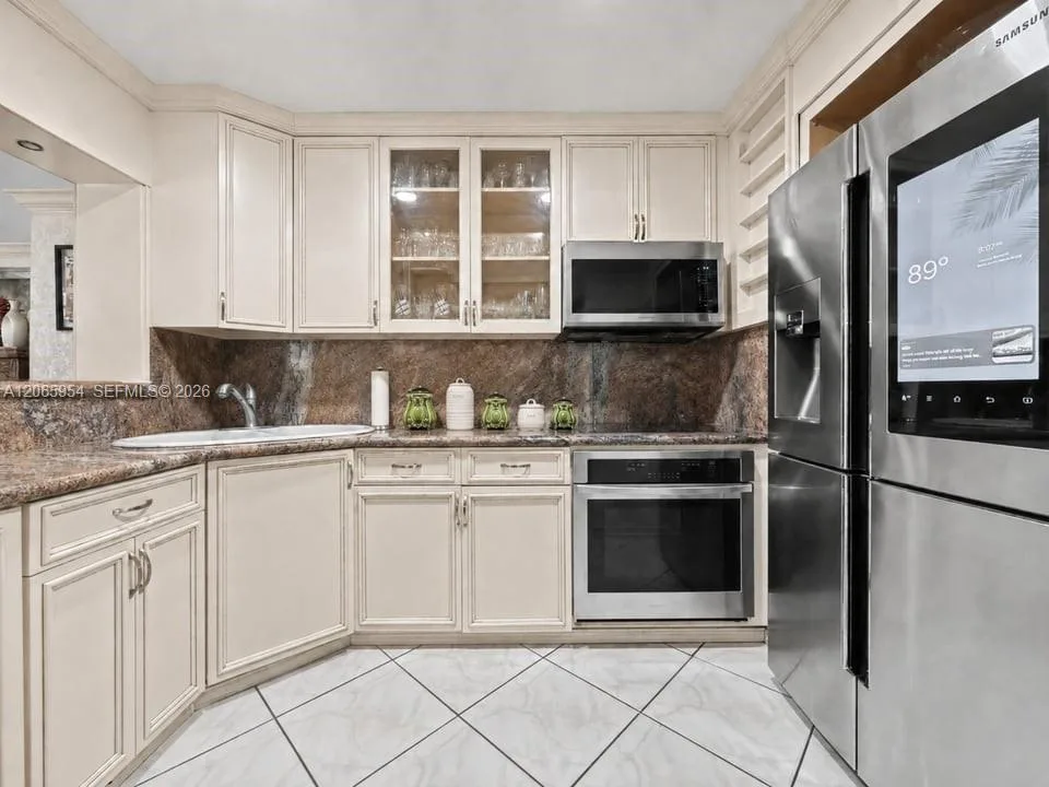 7961 W 6th Ave, Hialeah, FL 33014 photo 13