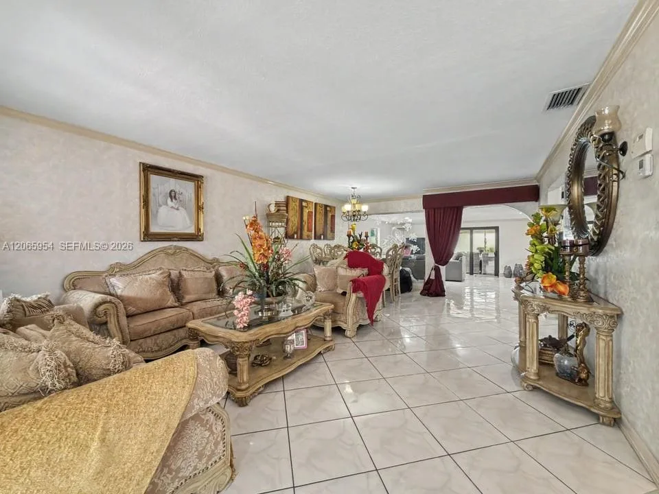 7961 W 6th Ave, Hialeah, FL 33014 photo 9