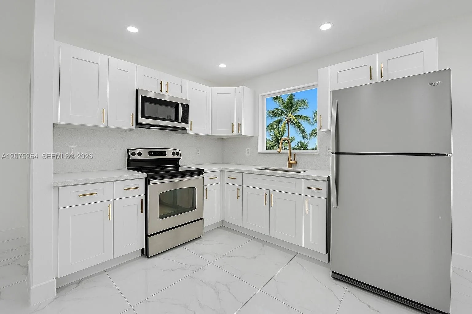 105 NW 14th Way # 0, Dania Beach, FL 33004