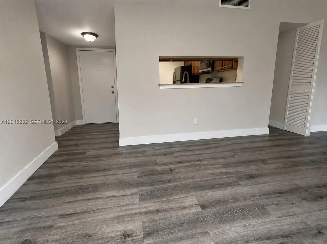 3400 Foxcroft Rd # 215, Miramar, FL 33025 photo 7