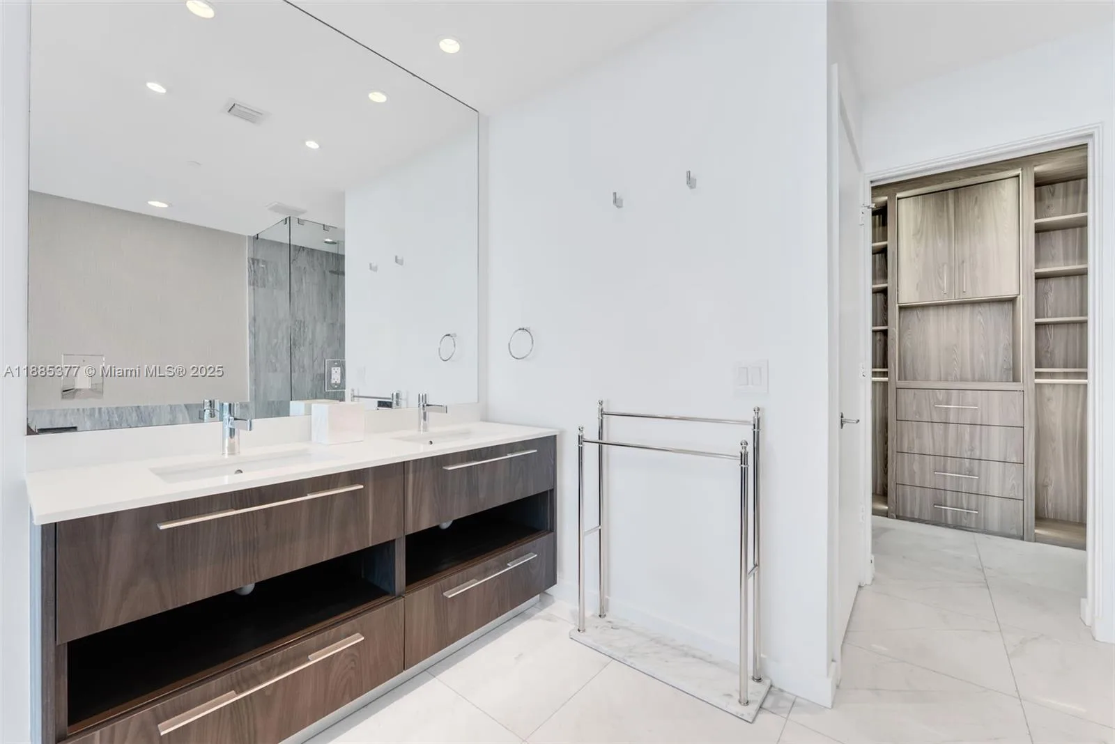 480 NE 31st St # 3602/03, Miami, FL 33137 photo 12