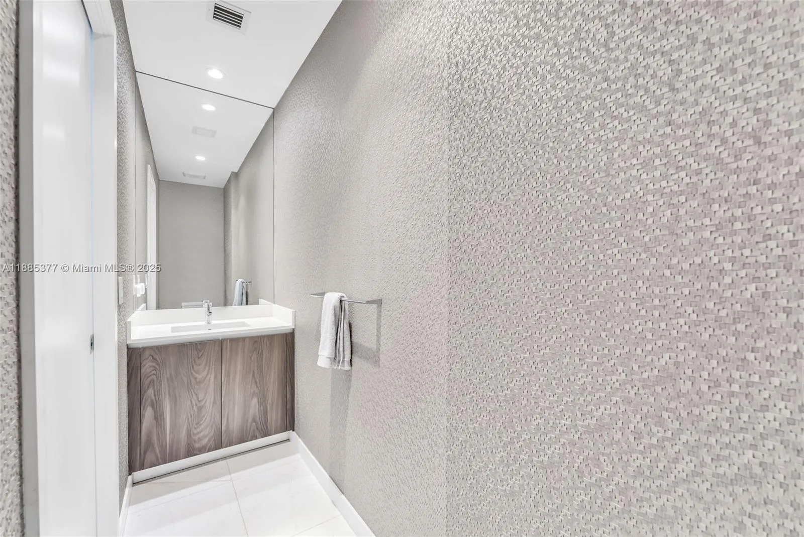 480 NE 31st St # 3602/03, Miami, FL 33137 photo 9
