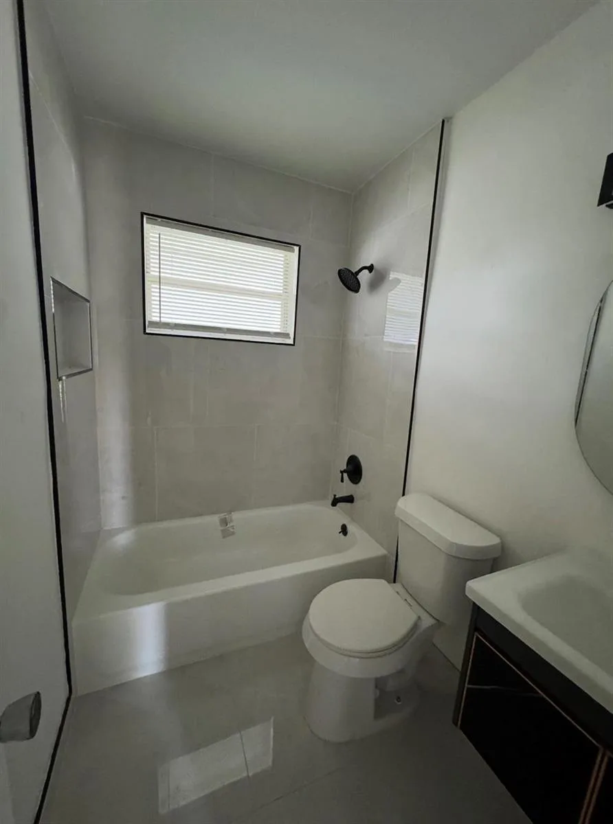6201 SW 19TH Street, Miramar, FL 33023 photo 3