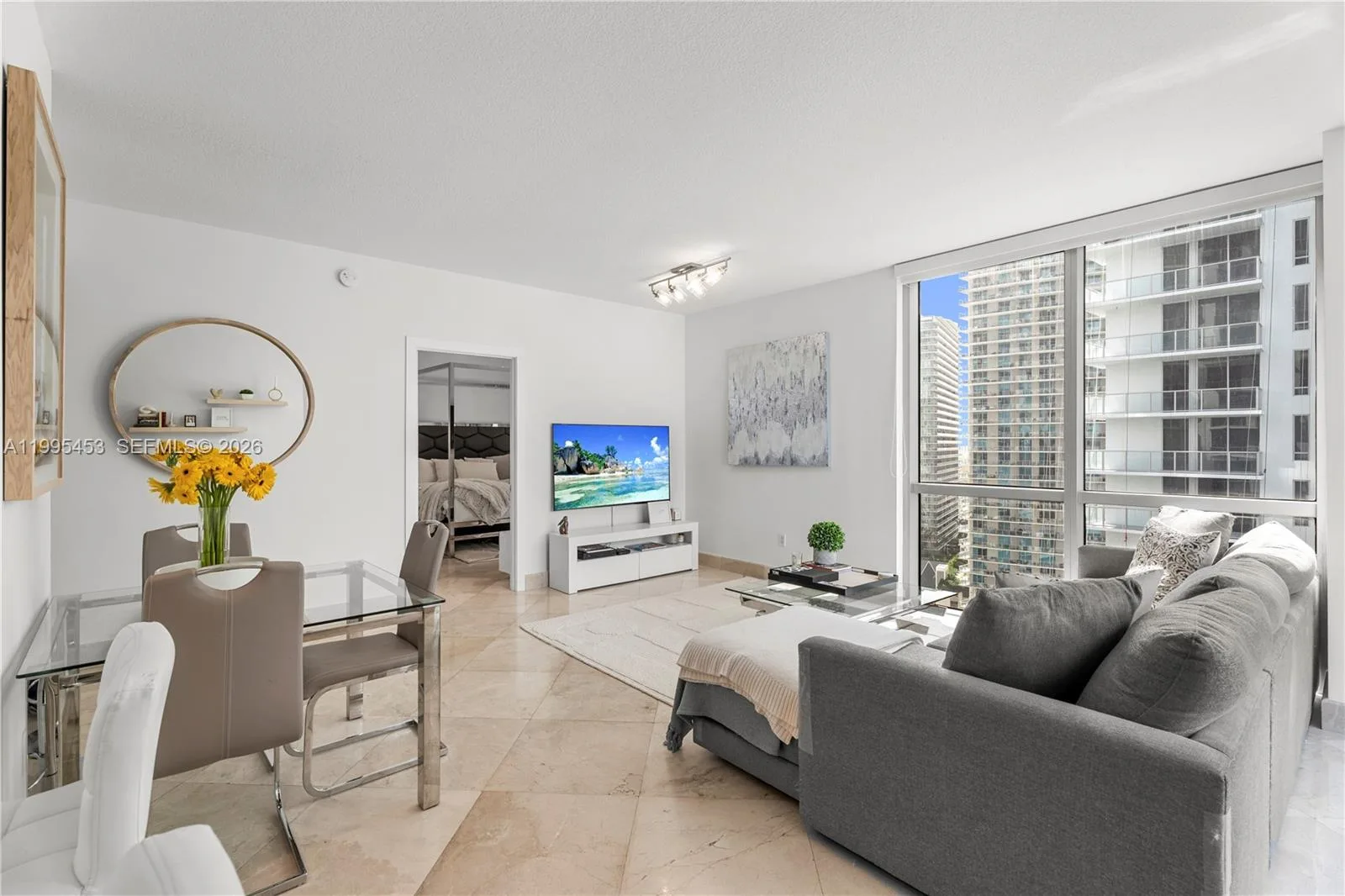 1060 Brickell Ave # 2117, Miami, FL 33131 photo 6