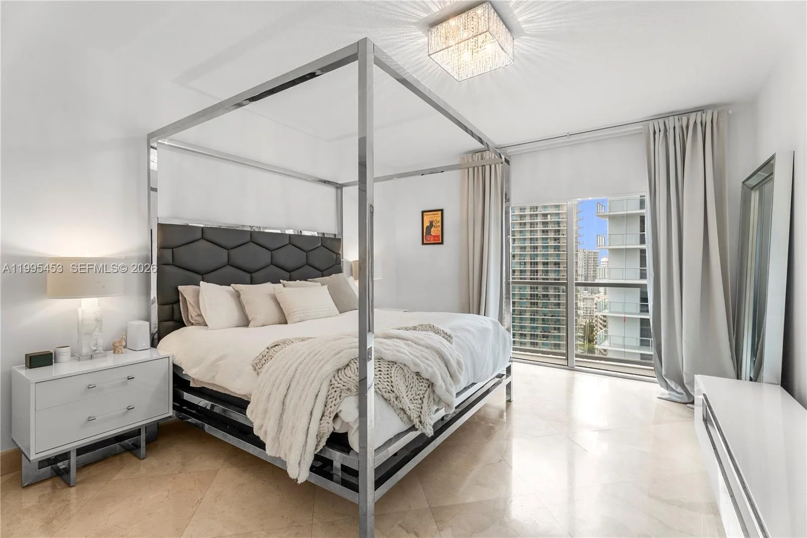 1060 Brickell Ave # 2117, Miami, FL 33131 photo 7