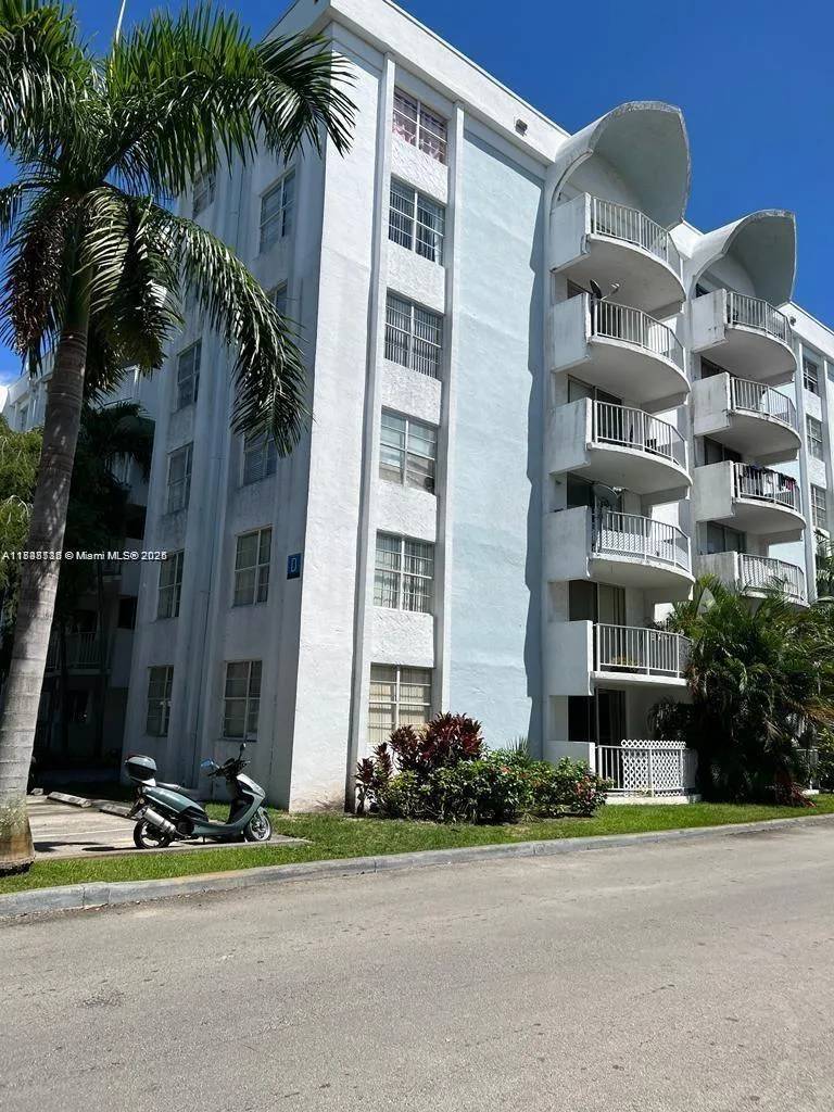 498 NW 165th St Rd # D-407, Miami, FL 33169