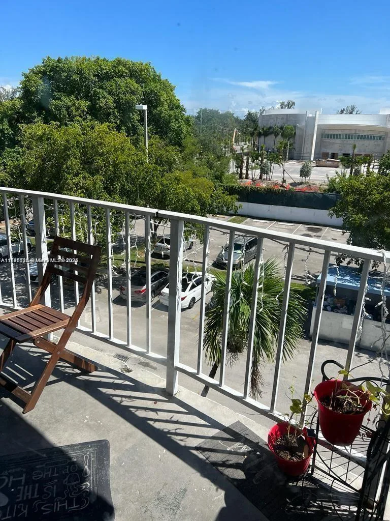 498 NW 165th St Rd # D-407, Miami, FL 33169 photo 10