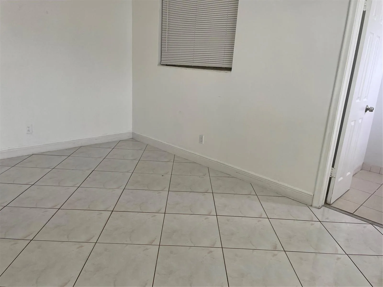 6902 SW 15th Street, North Lauderdale, FL 33068 photo 9