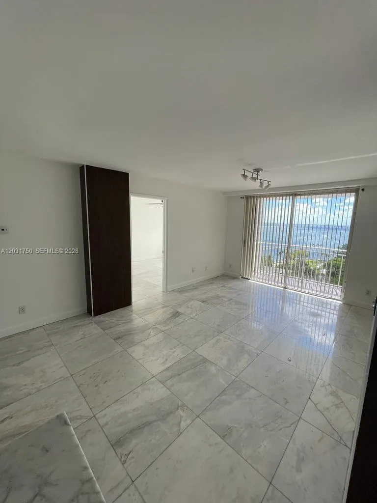 770 Claughton Island Dr # 1504, Miami, FL 33131