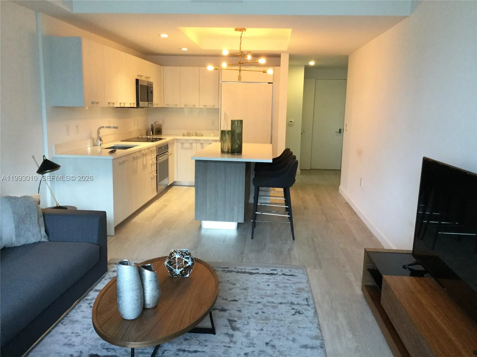 55 SW 9th St # 1905, Miami, FL 33130