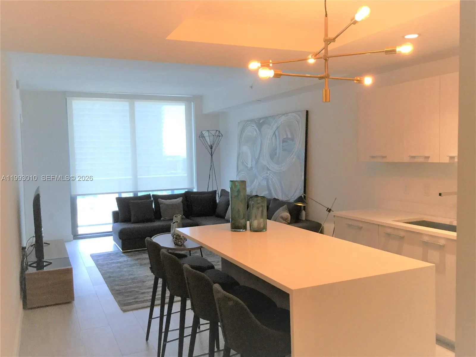 55 SW 9th St # 1905, Miami, FL 33130 photo 5