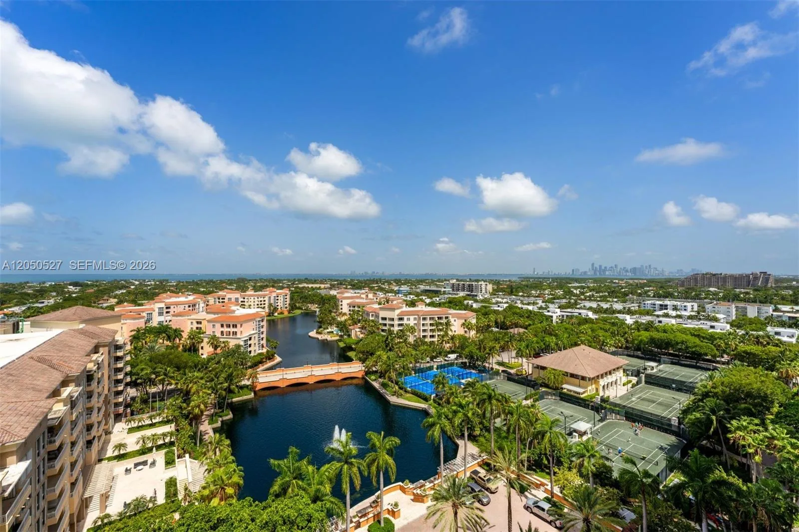 785 Crandon Blvd # 1401, Key Biscayne, FL 33149 photo 2