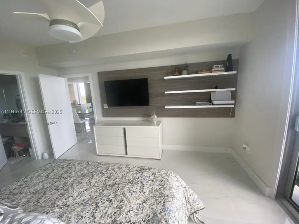 16385 Biscayne Blvd # 1415, North Miami Beach, FL 33160 photo 10