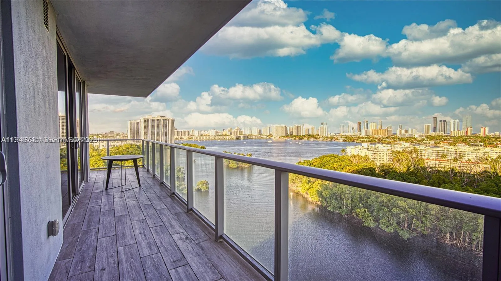 16385 Biscayne Blvd # 1415, North Miami Beach, FL 33160 photo 5