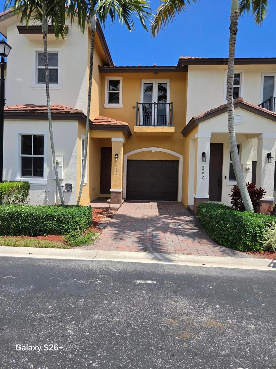 6994 Long Pine Circle, Coconut Creek, FL 33073