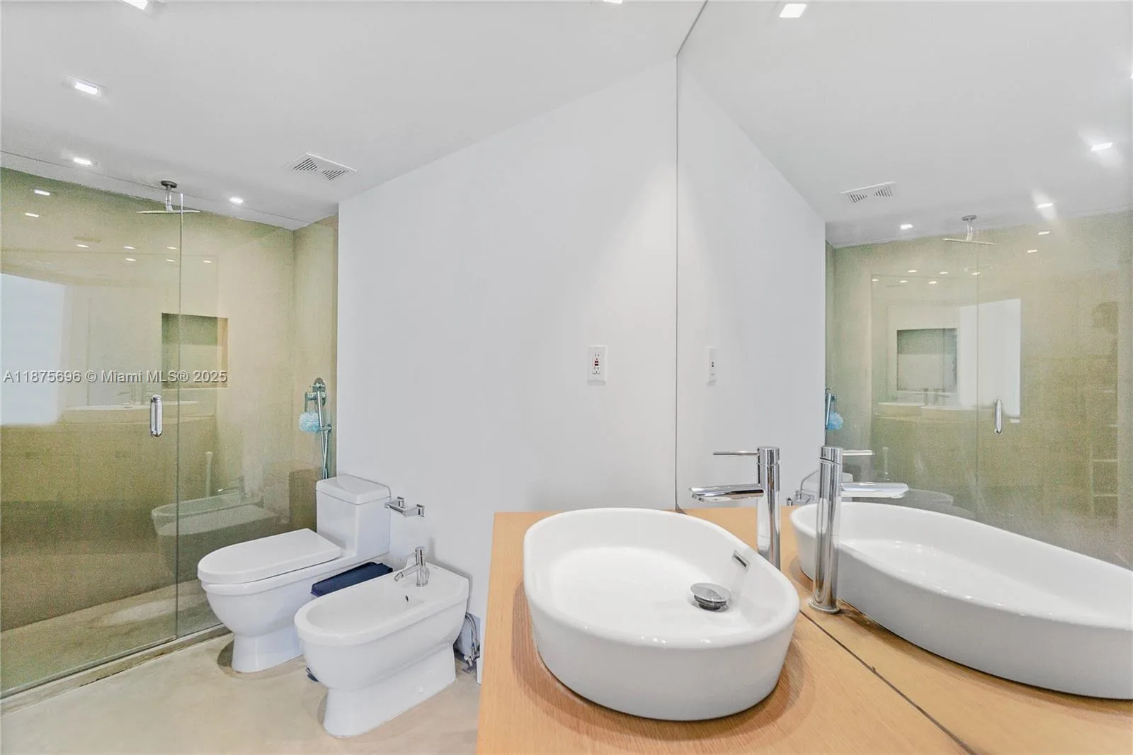 1900 Sunset Harbour Dr # 2011, Miami Beach, FL 33139 photo 10