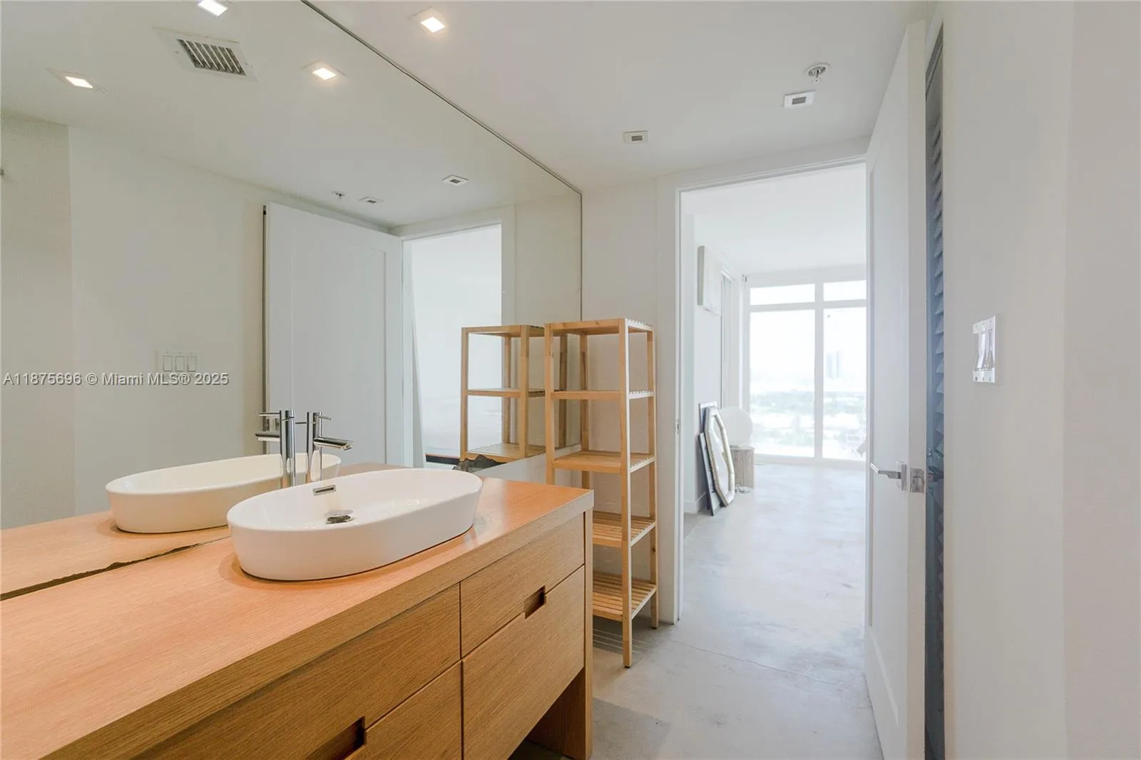 1900 Sunset Harbour Dr # 2011, Miami Beach, FL 33139 photo 11