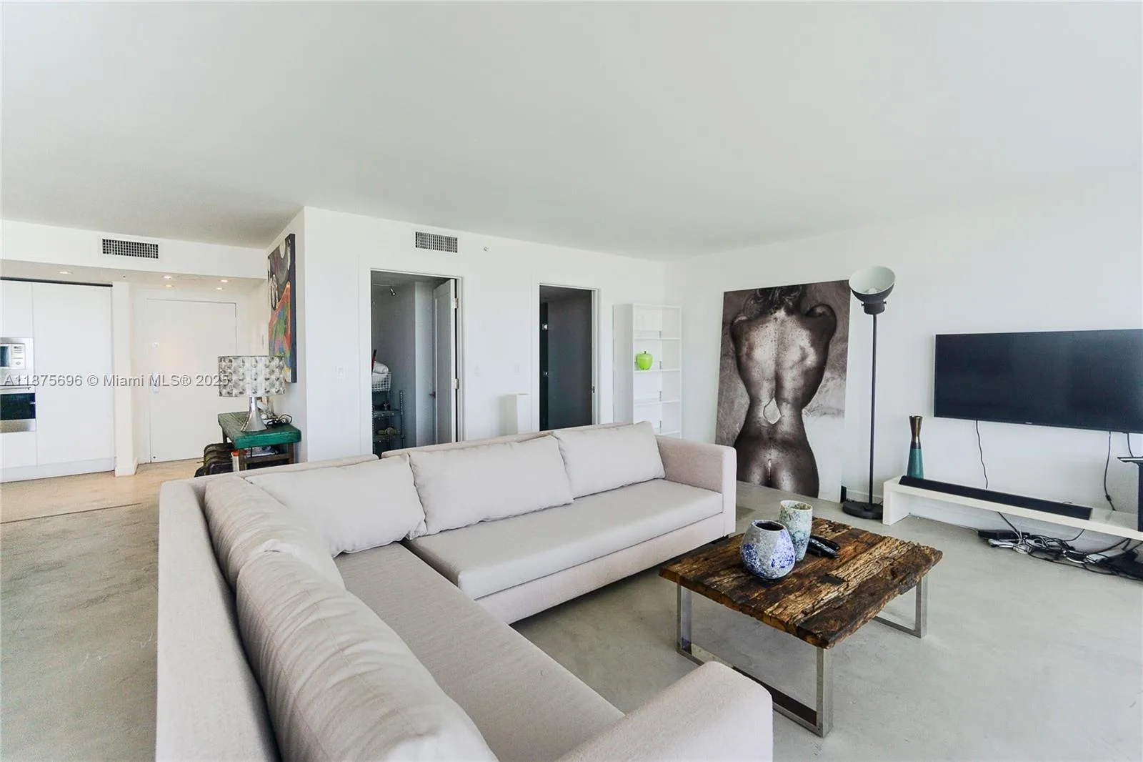 1900 Sunset Harbour Dr # 2011, Miami Beach, FL 33139 photo 2