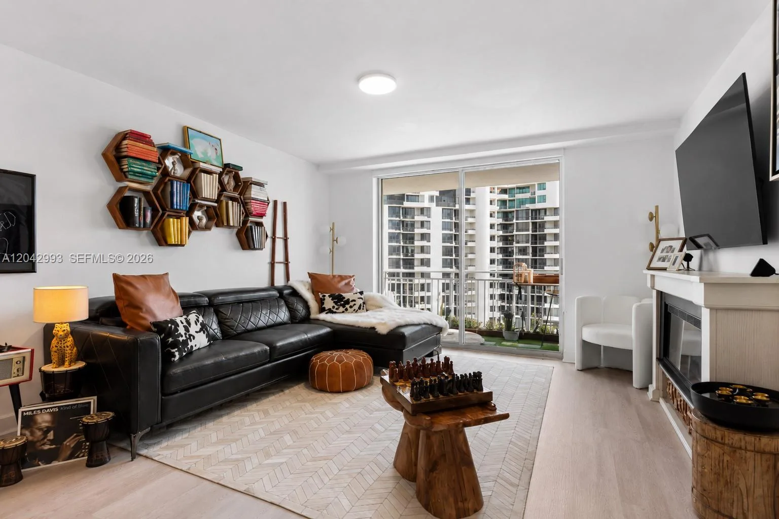770 Claughton Island Dr # 1705, Miami, FL 33131