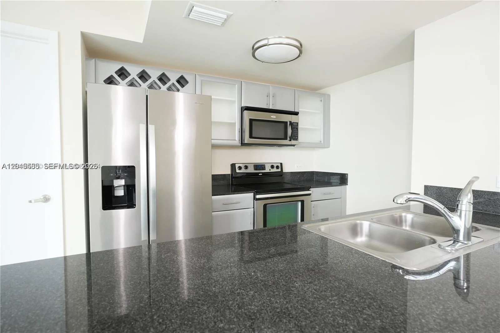 1861 NW S River Dr # 2503, Miami, FL 33125 photo 4