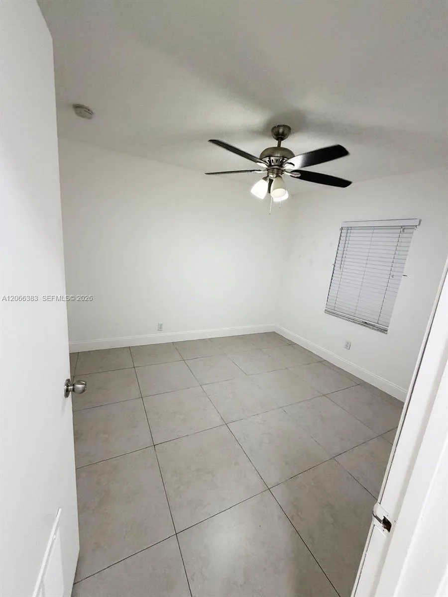 716 SW 11th Ave # B, Homestead, FL 33030 photo 12
