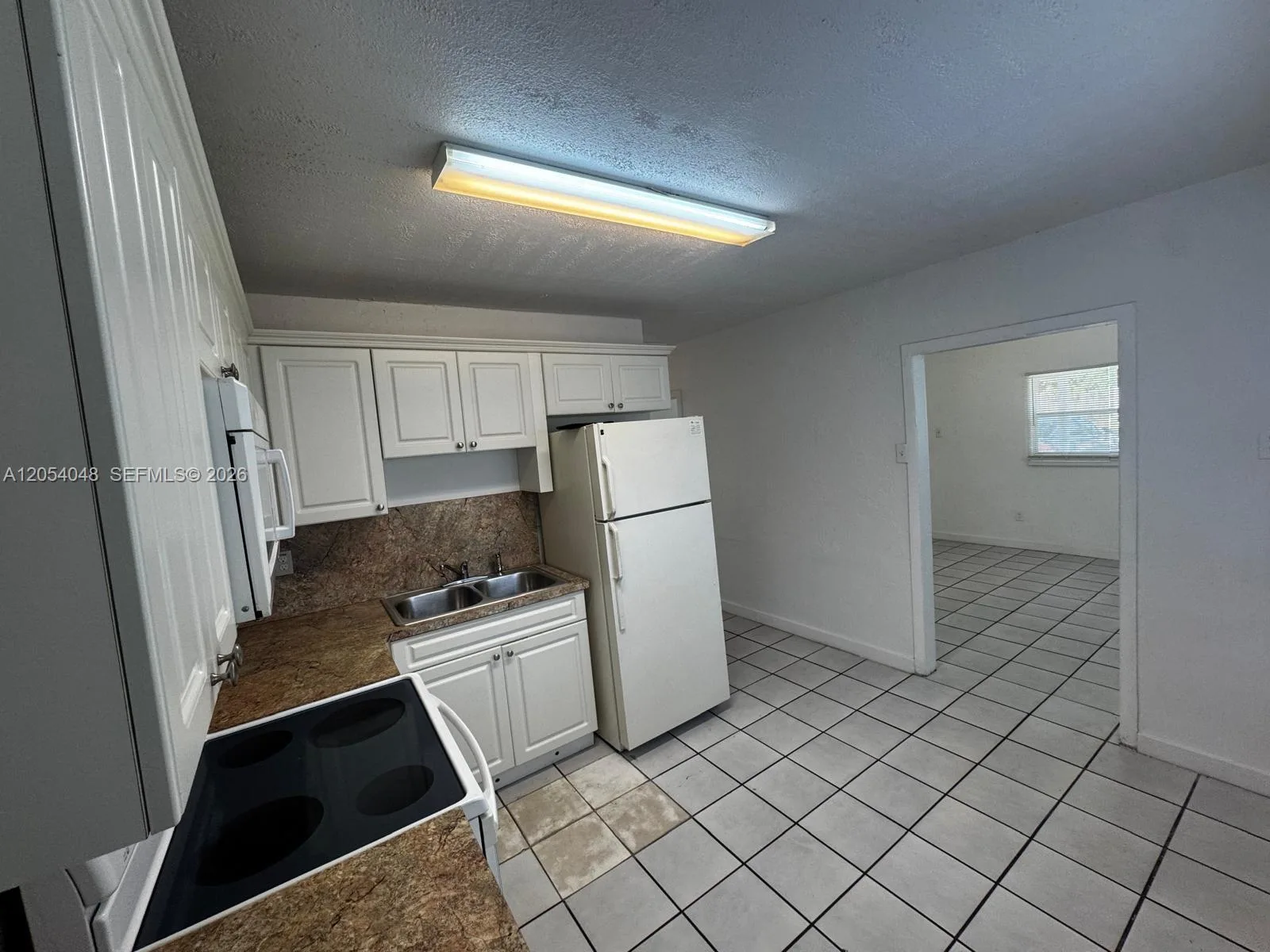 1354 SW 26th Ave, Fort Lauderdale, FL 33312 — zdjęcie 4